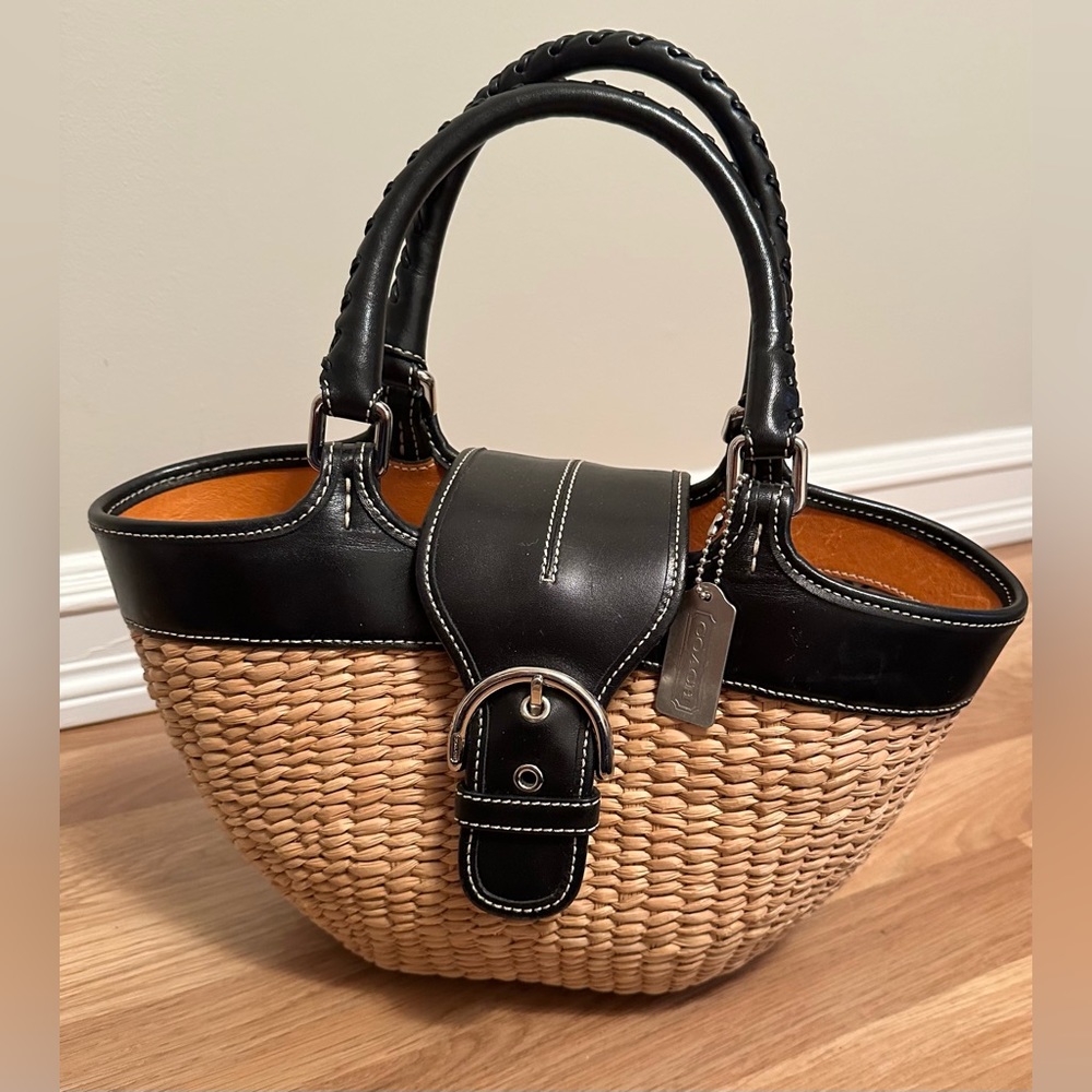 Authentic coach woven bag with black leather detail in excellent condition
